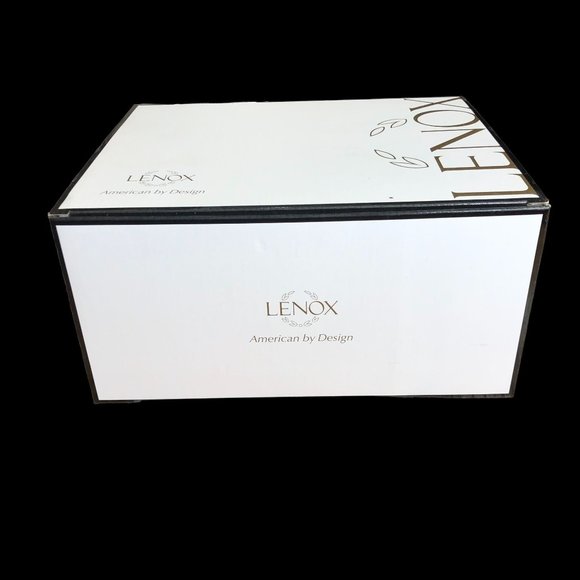 Lenox Kayaking with Friends Snowman Collection Birds Lynn Bywaters Figurine Ligh - Picture 4 of 16